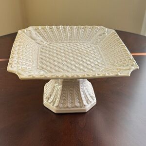 NEW Elegant Cream Ceramic Cake Stand